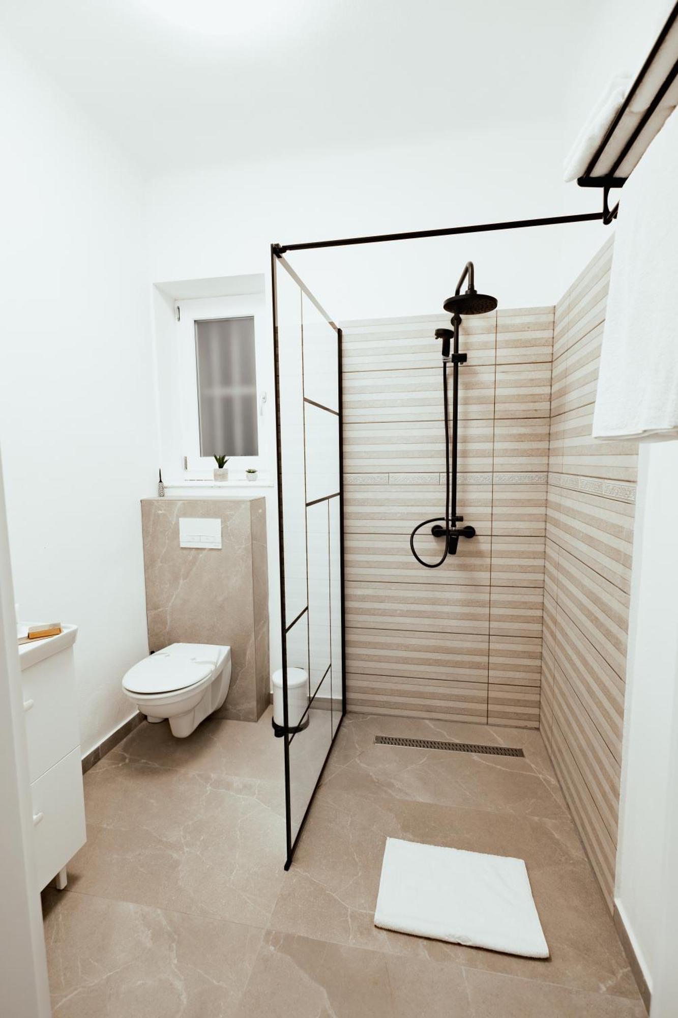 Casa Leonhardt Apartment ซิวิโชอารา ภายนอก รูปภาพ